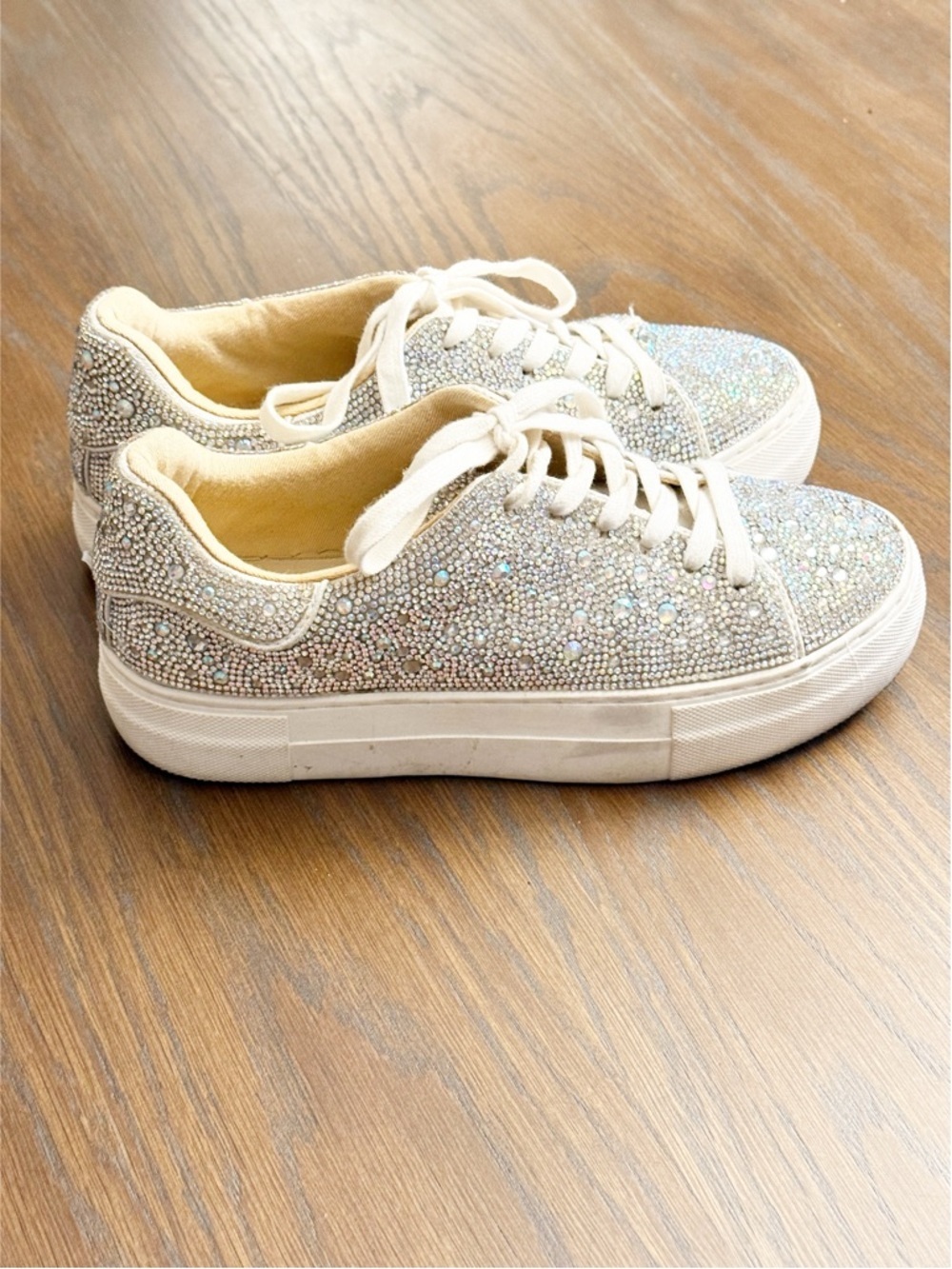 Betsey Johnson Sidny Crystal Pave Platform Sneaker size 7 - Picture 6 of 10